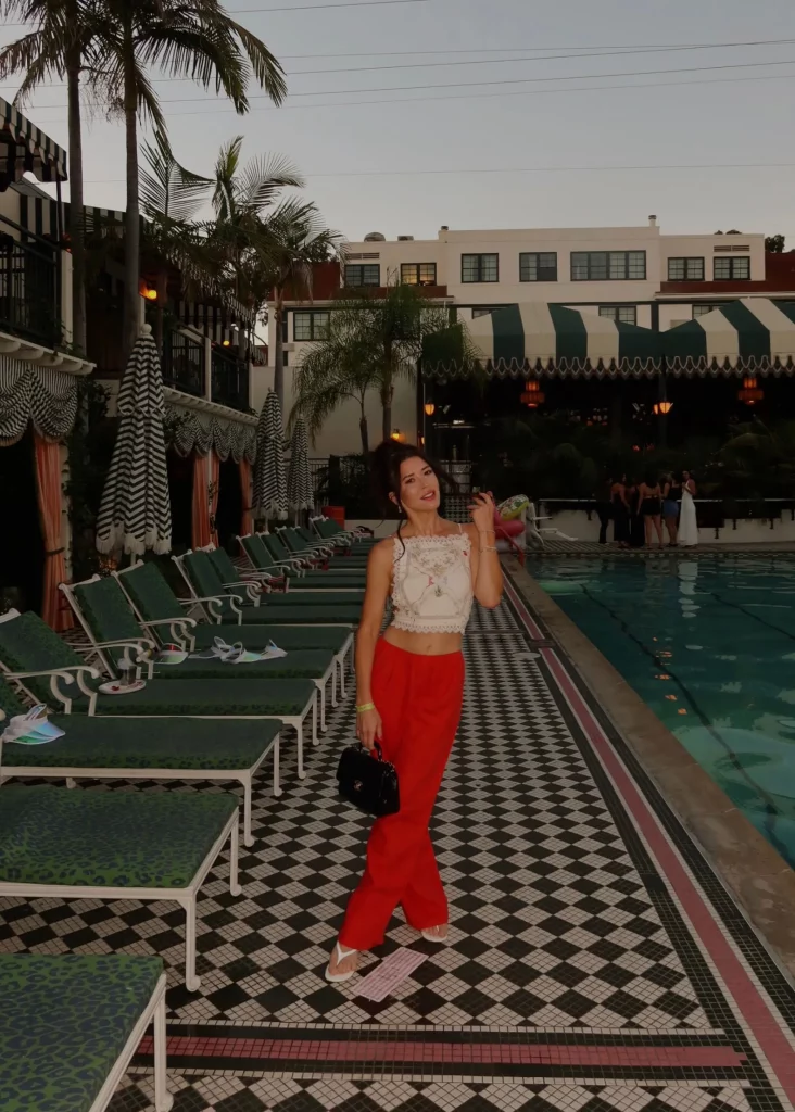 The image displays Tara Katchur (@tarakatchur). Copyright Tara Katchur (@tarakatchur).