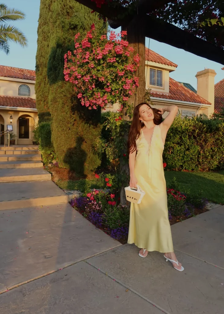 The image displays Tara Katchur (@tarakatchur). Copyright Tara Katchur (@tarakatchur).